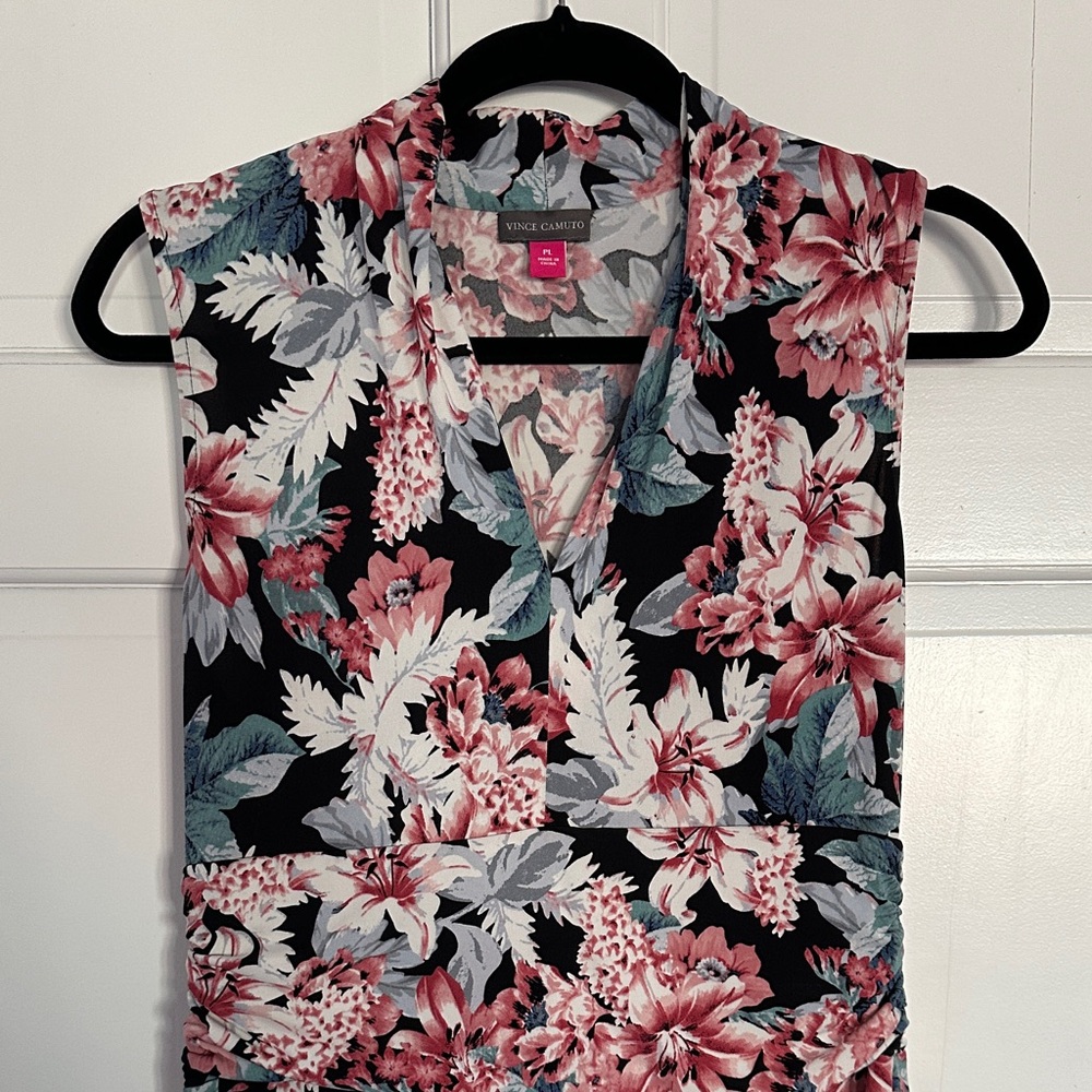 Vince Camuto Black Floral Sleeveless V-Neck Top with Pink & Cream Blooms Size PL